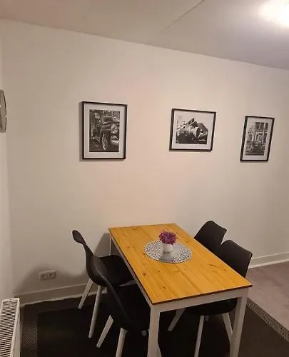 Apartment/wohnung Netflix+prime شقة كريفيلد